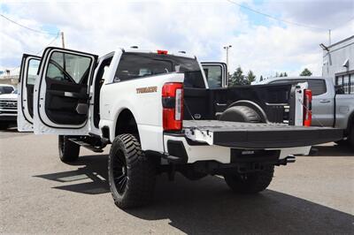 2024 Ford F-350 PLATINUM HI OUTPUT  LIFTED DIESEL TRUCK 4X4 LOADED - Photo 39 - Gresham, OR 97030