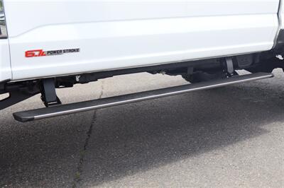 2024 Ford F-350 PLATINUM HI OUTPUT  LIFTED DIESEL TRUCK 4X4 LOADED - Photo 16 - Gresham, OR 97030