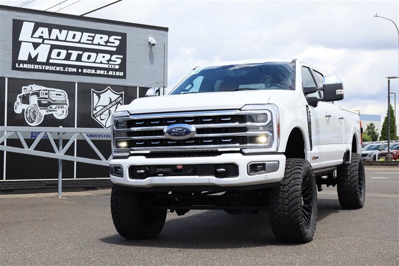 2024 Ford F-350 PLATINUM HI OUTPUT  LIFTED DIESEL TRUCK 4X4 LOADED - Photo 1 - Gresham, OR 97030