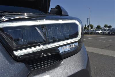 2020 Toyota Tacoma TRD Sport  LIFTED LOTS OF GOOGIES LOADED - Photo 11 - Gresham, OR 97030