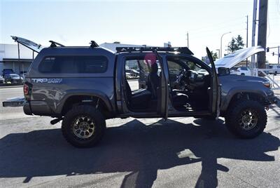 2020 Toyota Tacoma TRD Sport  LIFTED LOTS OF GOOGIES LOADED - Photo 40 - Gresham, OR 97030
