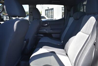 2020 Toyota Tacoma TRD Sport  LIFTED LOTS OF GOOGIES LOADED - Photo 25 - Gresham, OR 97030