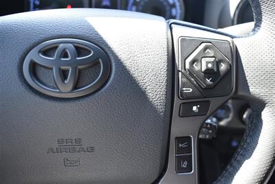 2020 Toyota Tacoma TRD Sport  LIFTED LOTS OF GOOGIES LOADED - Photo 21 - Gresham, OR 97030