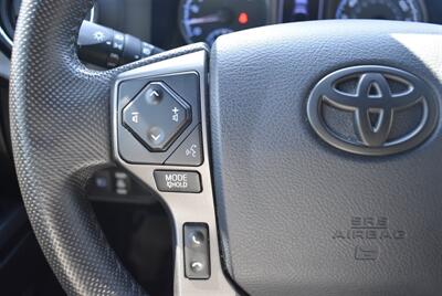 2020 Toyota Tacoma TRD Sport  LIFTED LOTS OF GOOGIES LOADED - Photo 20 - Gresham, OR 97030