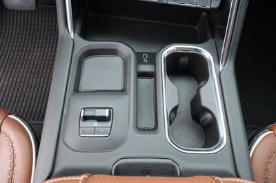 2024 GMC Sierra 3500 Denali Ultimate  LIFTED DIESEL TRUCK 6 " LIFT 37S 4X4 LOADED - Photo 23 - Gresham, OR 97030