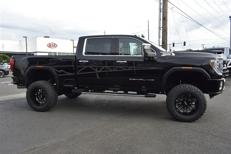 2022 Gmc Sierra 2500 Denali photo 3