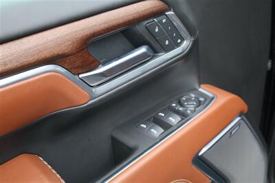 2025 GMC Sierra 3500 Denali Ultimate LVLED DIESEL TRUCK 4X4 LOADED 8K MILES - Photo 14 - Gresham, OR 97030