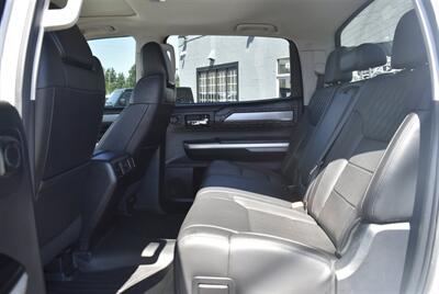 2014 Toyota Tundra Platinum  LIFTED 37S CREWMAX HEATED COOLED SEATS  LOADED - Photo 29 - Gresham, OR 97030