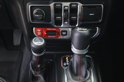 2019 Jeep Wrangler Rubicon LIFTED 3.6L V6 SKY TOP LOADED - Photo 20 - Gresham, OR 97030