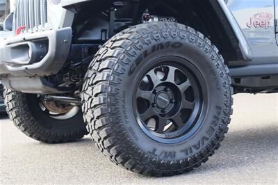 2019 Jeep Wrangler Rubicon LIFTED 3.6L V6 SKY TOP LOADED - Photo 11 - Gresham, OR 97030