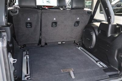 2019 Jeep Wrangler Rubicon LIFTED 3.6L V6 SKY TOP LOADED - Photo 34 - Gresham, OR 97030