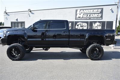 2018 GMC Sierra 3500 SLT  LIFTED LONG BED DIESEL 4X4 LOADED - Photo 2 - Gresham, OR 97030