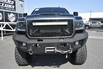 2018 GMC Sierra 3500 SLT  LIFTED LONG BED DIESEL 4X4 LOADED - Photo 8 - Gresham, OR 97030