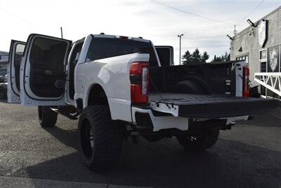 2025 Ford F-350 Platinum  LIFTED 6.7L  DIESEL TRUCK 4X4 LOADED - Photo 30 - Gresham, OR 97030
