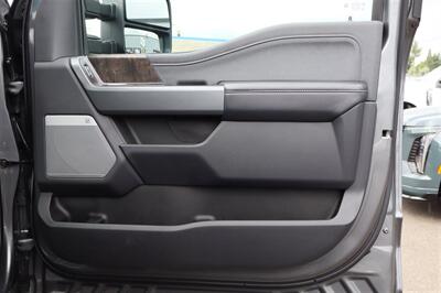 2025 Ford F-350 Lariat LIFTED LONG BED DIESEL 4X4 LOADED - Photo 32 - Gresham, OR 97030