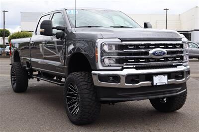 2025 Ford F-350 Lariat LIFTED LONG BED DIESEL 4X4 LOADED - Photo 8 - Gresham, OR 97030