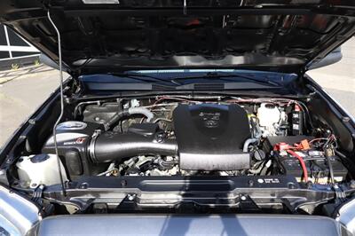 2017 Toyota Tacoma TRD Off-Road  6 " LIFT 35 " TIRES 4X4  LEATHER LOADED - Photo 9 - Gresham, OR 97030