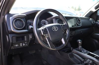 2017 Toyota Tacoma TRD Off-Road  6 " LIFT 35 " TIRES 4X4  LEATHER LOADED - Photo 17 - Gresham, OR 97030