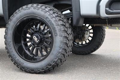 2025 GMC Sierra 3500 AT4  LIFTED DIESEL TRUCK 4X4 LOADED - Photo 38 - Gresham, OR 97030