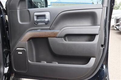 2017 GMC Sierra 1500 Denali 6.2L V8 4X4 LEATHER LOADED - Photo 29 - Gresham, OR 97030