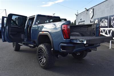2024 GMC Sierra 3500 Denali LIFTED DIESEL TRUCK 4X4 LOADED - Photo 33 - Gresham, OR 97030