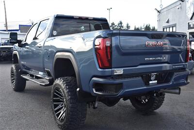 2024 GMC Sierra 3500 Denali LIFTED DIESEL TRUCK 4X4 LOADED - Photo 3 - Gresham, OR 97030