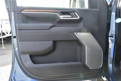 2024 GMC Sierra 3500 Denali LIFTED DIESEL TRUCK 4X4 LOADED - Photo 14 - Gresham, OR 97030