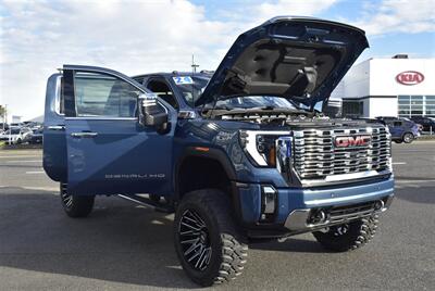 2024 GMC Sierra 3500 Denali LIFTED DIESEL TRUCK 4X4 LOADED - Photo 37 - Gresham, OR 97030