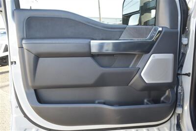 2025 Ford F-450 Super Duty Platinum  LIFTED Cab Platinum 4WD DRW 6.7L V8 HO Turbo Diesel - Photo 13 - Gresham, OR 97030