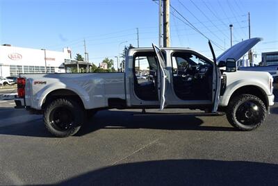 2025 Ford F-450 Super Duty Platinum  LIFTED Cab Platinum 4WD DRW 6.7L V8 HO Turbo Diesel - Photo 37 - Gresham, OR 97030