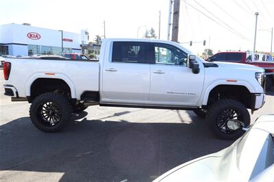 2025 GMC Sierra 3500 Denali Ultimate LIFTED DIESEL TRUCK 4X4 LOADED - Photo 6 - Gresham, OR 97030