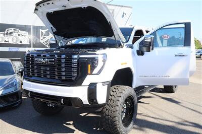2025 GMC Sierra 3500 Denali Ultimate LIFTED DIESEL TRUCK 4X4 LOADED - Photo 30 - Gresham, OR 97030