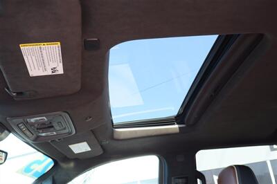 2025 GMC Sierra 3500 Denali Ultimate LIFTED DIESEL TRUCK 4X4 LOADED - Photo 12 - Gresham, OR 97030