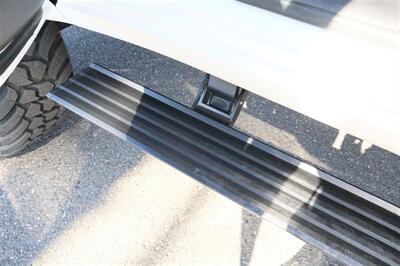 2025 GMC Sierra 3500 Denali Ultimate LIFTED DIESEL TRUCK 4X4 LOADED - Photo 20 - Gresham, OR 97030