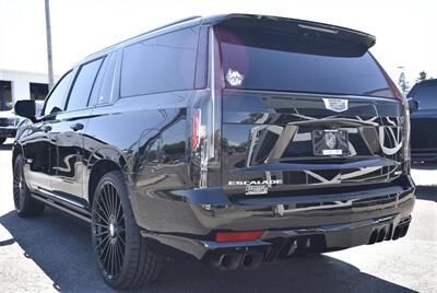 2023 Cadillac Escalade-V ESV  6.2L SUPER CHARGED 26 " RIMS SUPER CRUISE LOADED - Photo 3 - Gresham, OR 97030