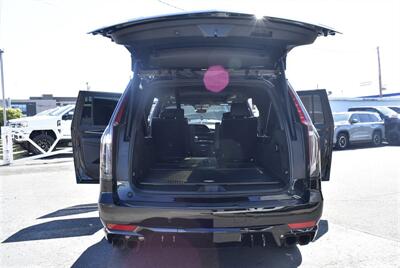 2023 Cadillac Escalade-V ESV  6.2L SUPER CHARGED 26 " RIMS SUPER CRUISE LOADED - Photo 32 - Gresham, OR 97030