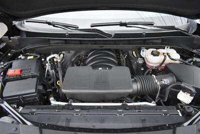 2025 Cadillac Escalade Sport Platinum 4X4 ENTERTAINMENT BLACK ON BLACK LOADED - Photo 9 - Gresham, OR 97030