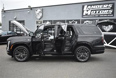 2025 Cadillac Escalade Sport Platinum 4X4 ENTERTAINMENT BLACK ON BLACK LOADED - Photo 33 - Gresham, OR 97030