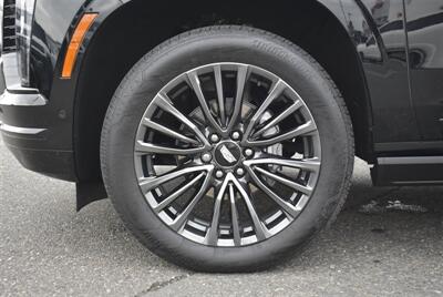 2025 Cadillac Escalade Sport Platinum 4X4 ENTERTAINMENT BLACK ON BLACK LOADED - Photo 10 - Gresham, OR 97030