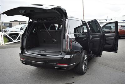 2025 Cadillac Escalade Sport Platinum 4X4 ENTERTAINMENT BLACK ON BLACK LOADED - Photo 37 - Gresham, OR 97030