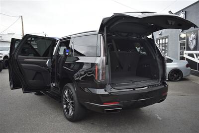 2025 Cadillac Escalade Sport Platinum 4X4 ENTERTAINMENT BLACK ON BLACK LOADED - Photo 34 - Gresham, OR 97030