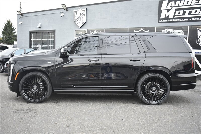 2025 Cadillac Escalade Sport Platinum  4X4 ENTERTAINMENT BLACK ON BLACK LOADED