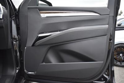 2025 Cadillac Escalade Sport Platinum 4X4 ENTERTAINMENT BLACK ON BLACK LOADED - Photo 29 - Gresham, OR 97030