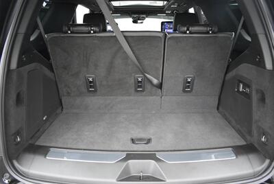 2025 Cadillac Escalade Sport Platinum 4X4 ENTERTAINMENT BLACK ON BLACK LOADED - Photo 36 - Gresham, OR 97030