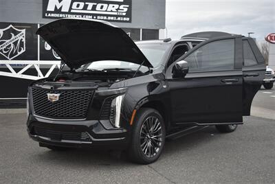 2025 Cadillac Escalade Sport Platinum 4X4 ENTERTAINMENT BLACK ON BLACK LOADED - Photo 32 - Gresham, OR 97030