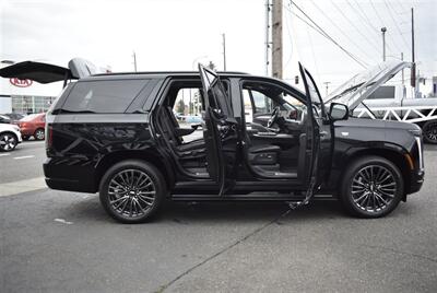 2025 Cadillac Escalade Sport Platinum 4X4 ENTERTAINMENT BLACK ON BLACK LOADED - Photo 38 - Gresham, OR 97030