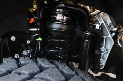 2026 Ford F-450 Super Duty KING RANCH  F-450 LVLED ON 22 " FORGED RIMS AND 37 " TIRES 45 MILES LOADED - Photo 11 - Gresham, OR 97030