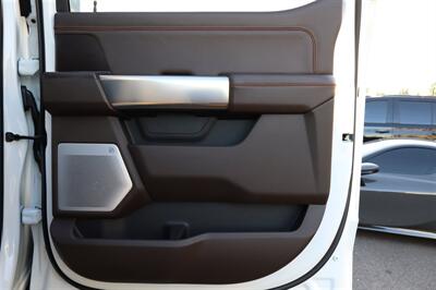 2026 Ford F-450 Super Duty KING RANCH  F-450 LVLED ON 22 " FORGED RIMS AND 37 " TIRES 45 MILES LOADED - Photo 28 - Gresham, OR 97030