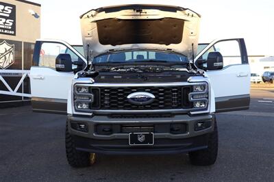 2026 Ford F-450 Super Duty KING RANCH  F-450 LVLED ON 22 " FORGED RIMS AND 37 " TIRES 45 MILES LOADED - Photo 40 - Gresham, OR 97030