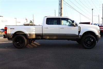 2026 Ford F-450 Super Duty KING RANCH  F-450 LVLED ON 22 " FORGED RIMS AND 37 " TIRES 45 MILES LOADED - Photo 6 - Gresham, OR 97030